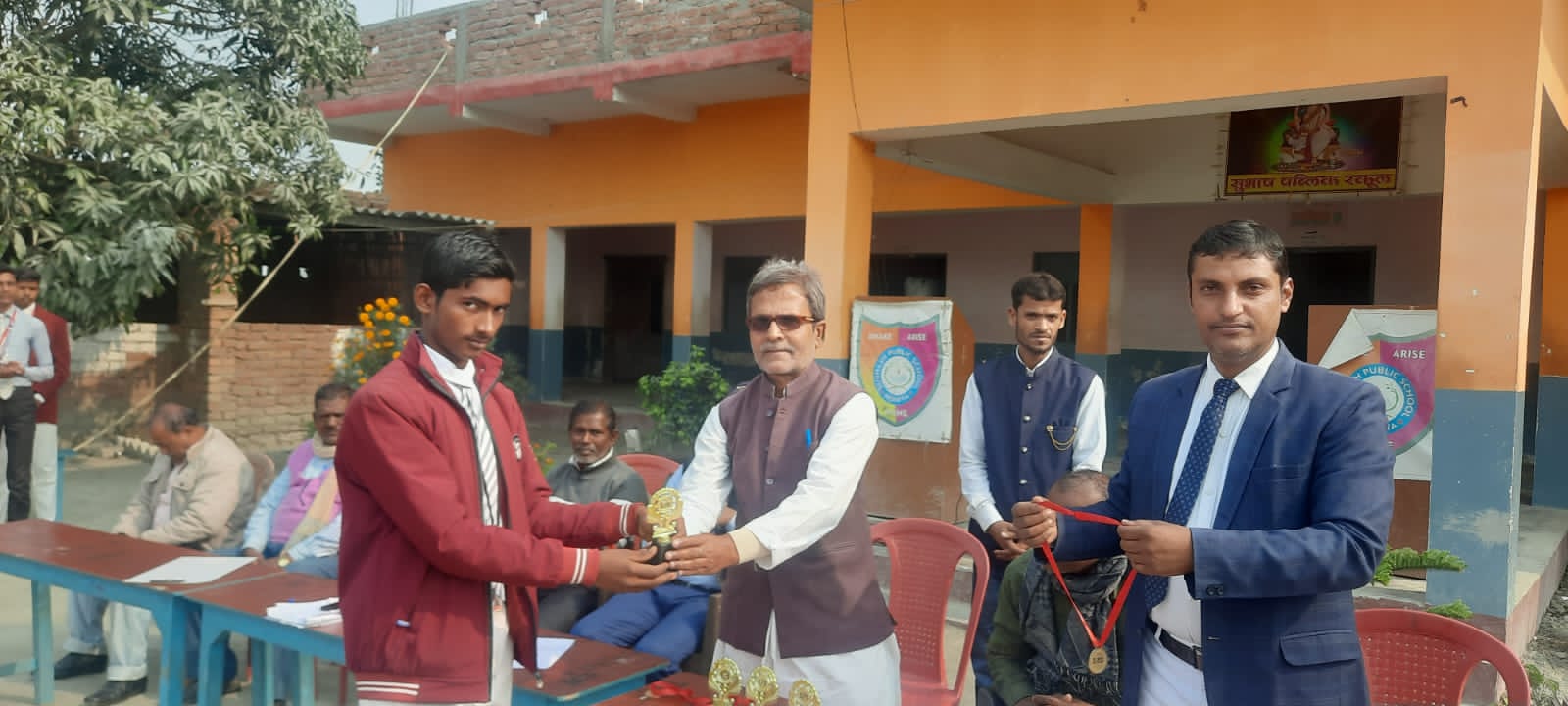 rajeev pandey noneya