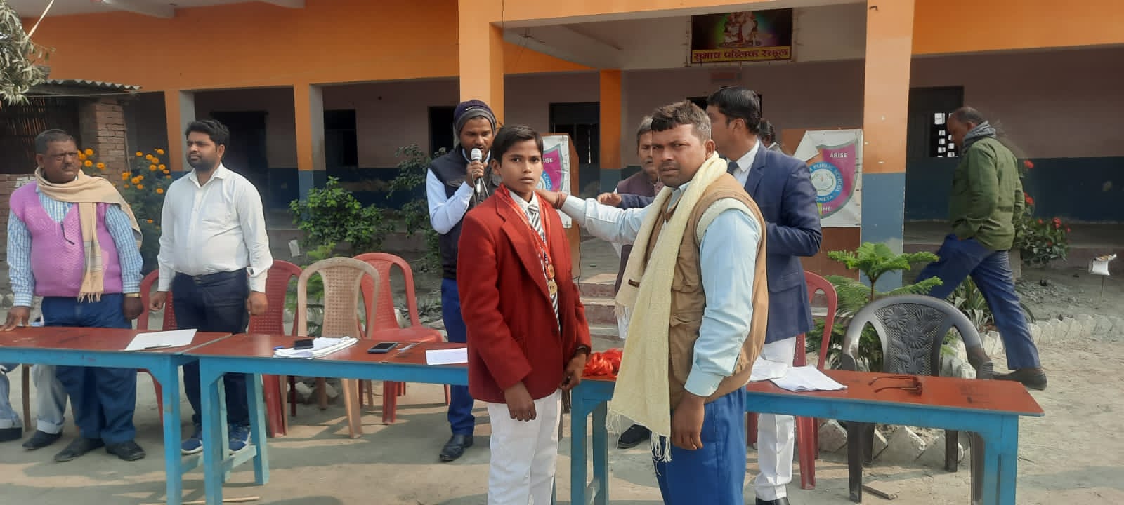 subhash public school noneya 