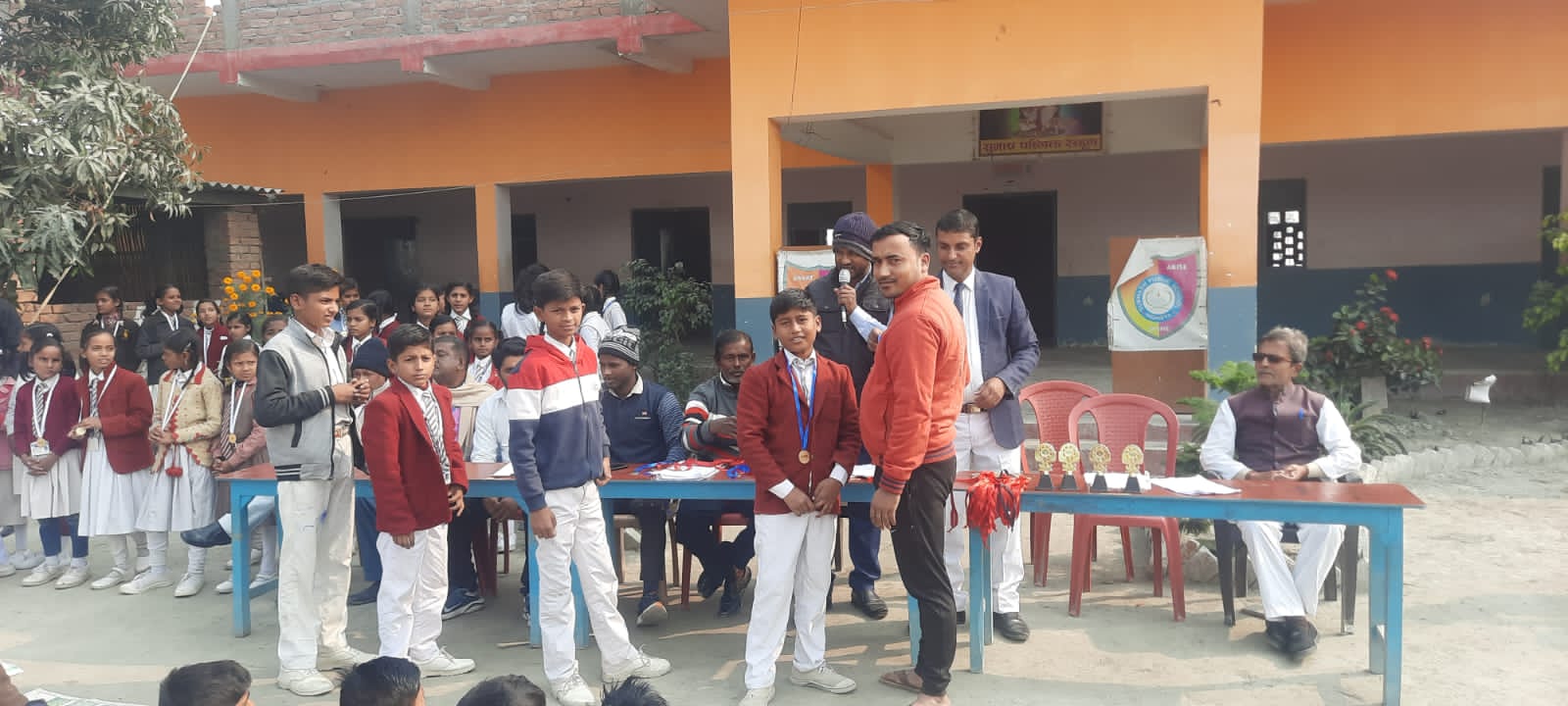 subhash public school noneya 