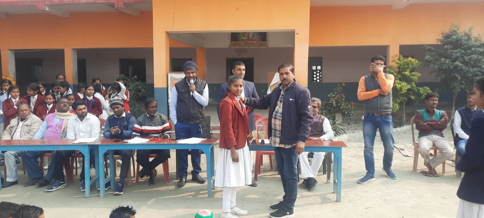 subhash public school noneya 