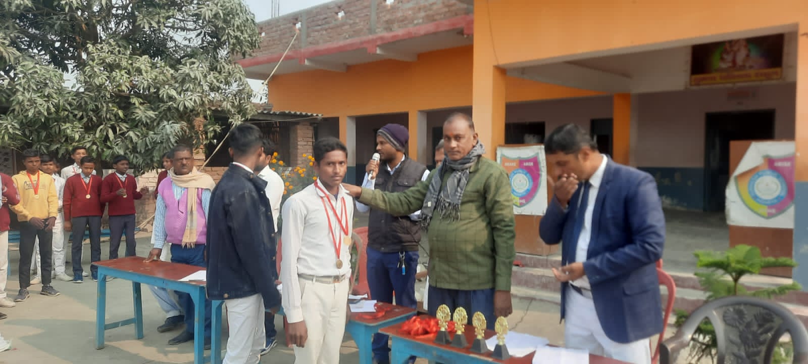 subhash public school noneya 