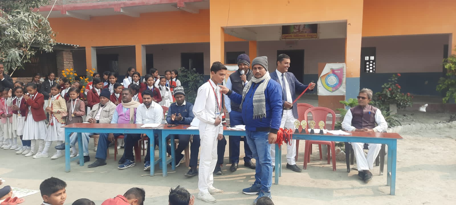 subhash public school noneya 